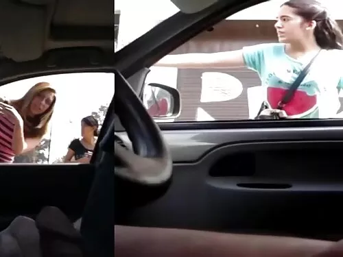 كاتالينا كايل تظهر ل ...