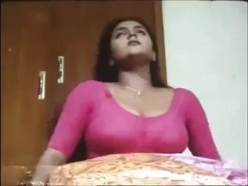 لا تستطيع ثدي رومي ر ...